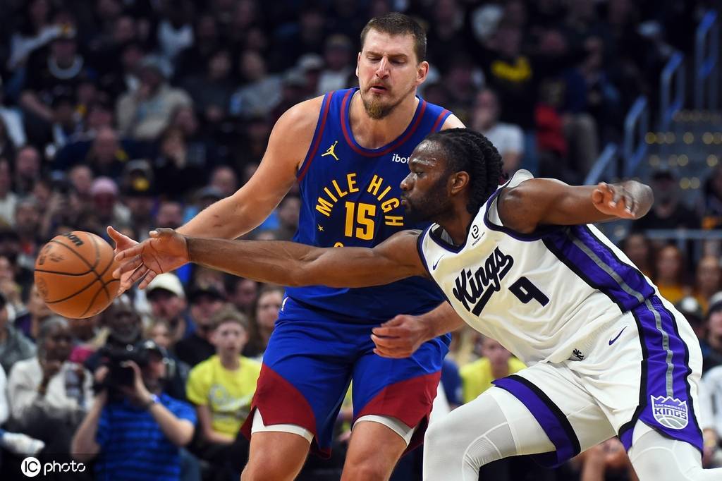 威少21+6+11约基奇空砍44+13+7 国王胜掘金